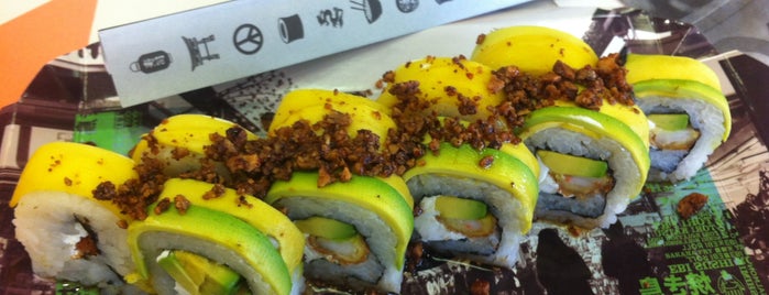 Sushi Roll is one of lugares fav.