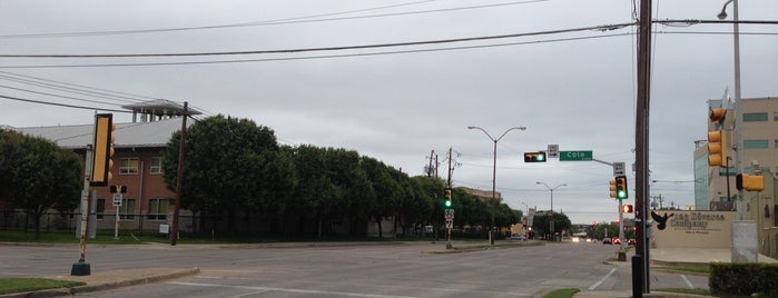 N Fitzhugh Ave & Cole Ave is one of US-DFW-Jct/Road-01.