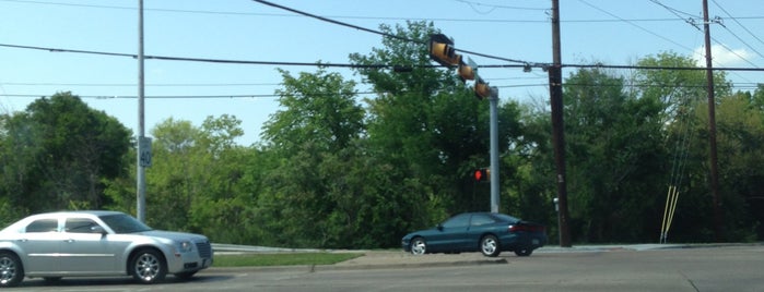 Forest Ln & Stults Rd & TI Blvd is one of US-DFW-Jct/Road-01.