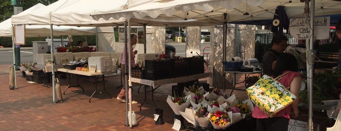 Bellevue Farmer's Market - Saturdays is one of Food Markets and Shops.