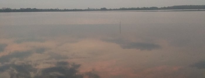 Danau Dendam Tak Sudah is one of Bengkulu area.