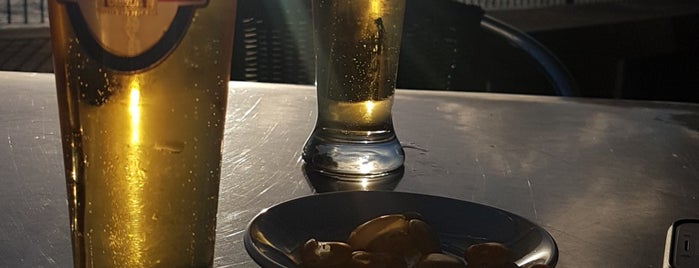 O Coral is one of Madeira Eating.