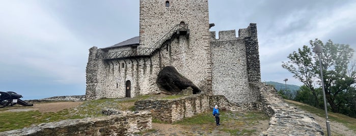 Vršac Tower is one of .rs.