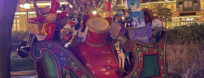 Discoveryland is one of Disneyland ® Paris.