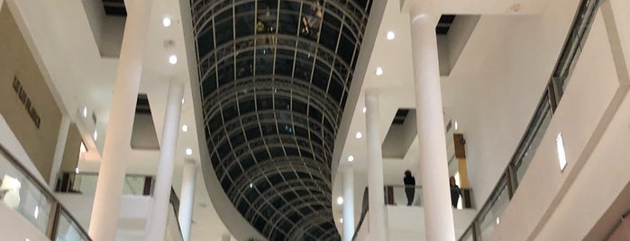 Shopping Crystal is one of Shopping Center (edmotoka).