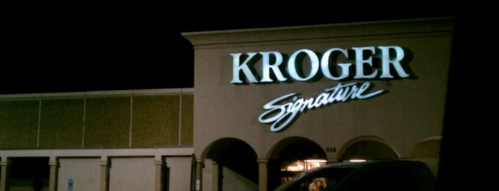 Kroger is one of Lugares guardados de Ken.
