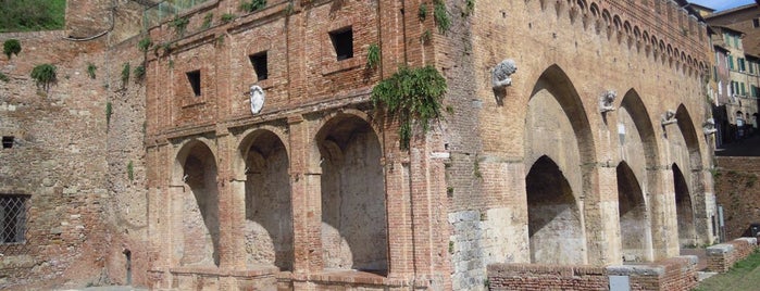 Fontebranda is one of Siena open air.