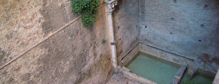 Fonte del Casato is one of Siena open air.