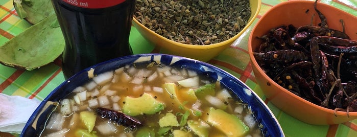 Menuderia Autlán is one of Food.