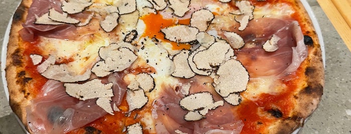 Pizzeria domo nakameguro is one of Restaurent🇯🇵.
