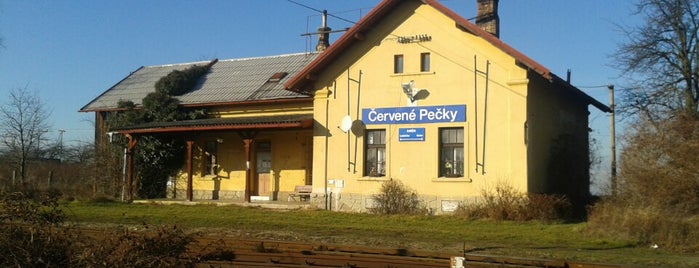 Železniční zastávka Červené Pečky is one of Železniční stanice ČR: Č-G (2/14).