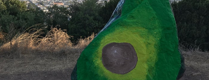 Bernal Heights Golden Nugget is one of San Francisco Dos.