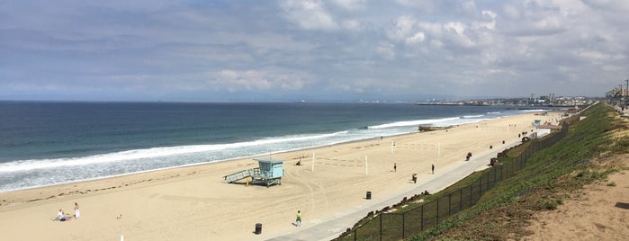Redondo Beach is one of The 50 Most Popular Beaches in the U.S..