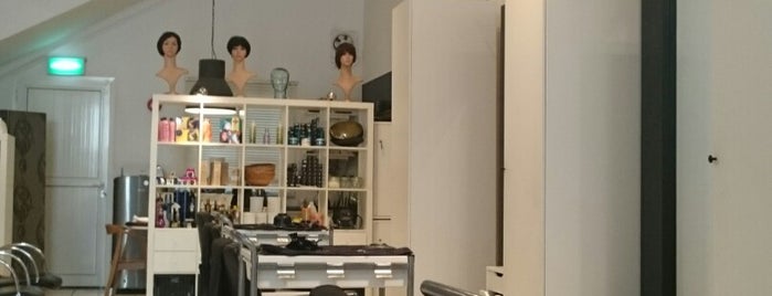 Embellie Salon is one of Karolさんのお気に入りスポット.
