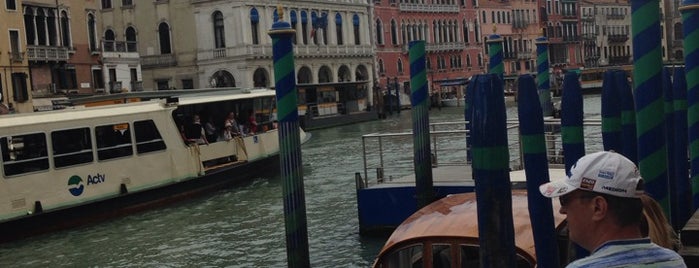 Canal Grande is one of Italia.