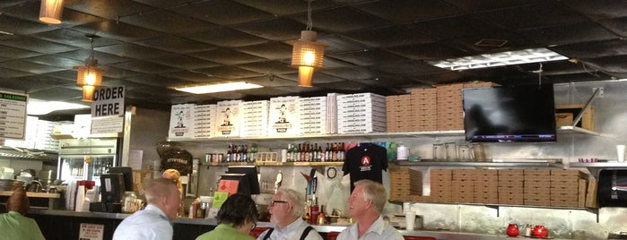 Andolini's Pizza is one of My favorite restaurants.