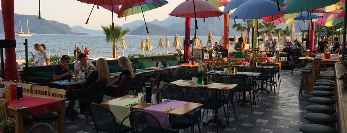 Yunus Cafe Bar is one of 🎗seln'in Beğendiği Mekanlar.