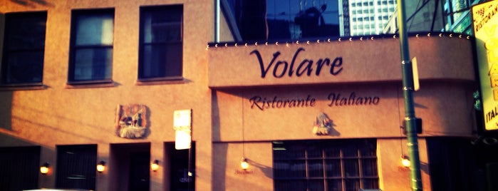 Volare Ristorante Italiano is one of สถานที่ที่บันทึกไว้ของ Randy.