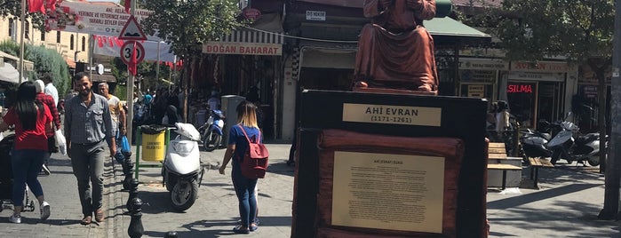 Arasa Meydanı is one of Gaziantep City Guide.