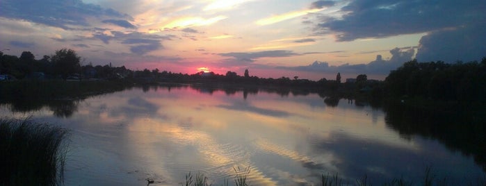 Озеро «Райдужне» is one of สถานที่ที่ Yuliia ถูกใจ.