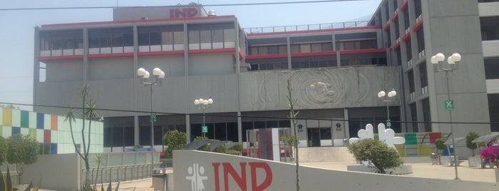 Instituto Nacional de Pediatría is one of Locais curtidos por Chio.