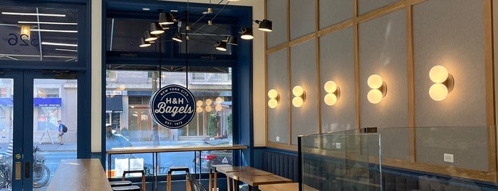 H&H Midtown Bagels West is one of Posti che sono piaciuti a Will.