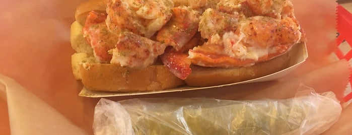 The 15 Best Places For Lobster In Chicago Luke S Lobster Is One Of The 15 Best Places For In Chicago
