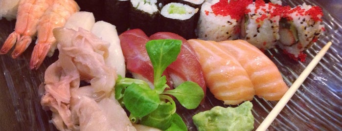 77 Sushi is one of Polonia.