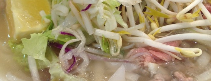 I Love Pho is one of Seniaさんのお気に入りスポット.
