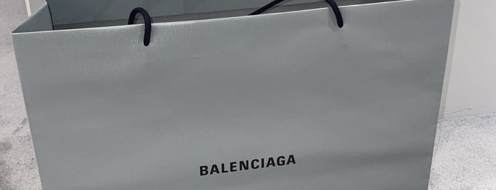 Balenciaga is one of Рига.