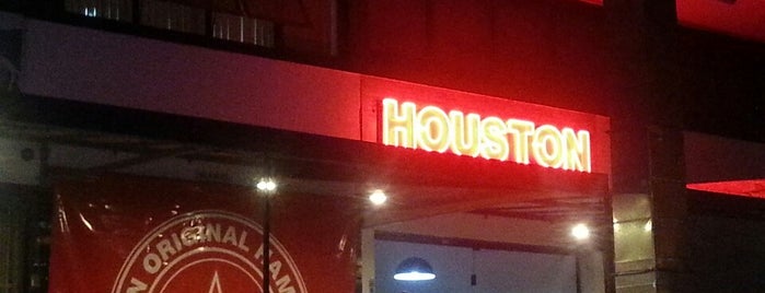 Houston Original Hamburgers is one of Locais salvos de Ney.