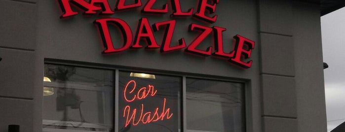 Razzle Dazzle Car Wash is one of สถานที่ที่ Tina ถูกใจ.
