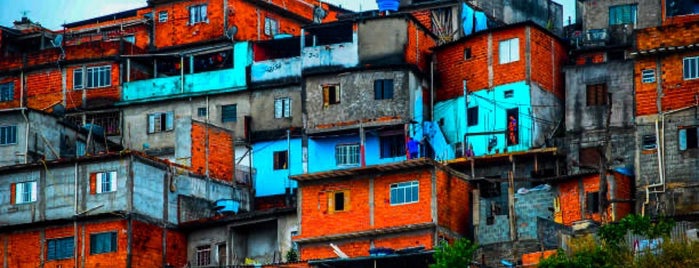 Favela da Rocinha is one of Ivan 님이 저장한 장소.