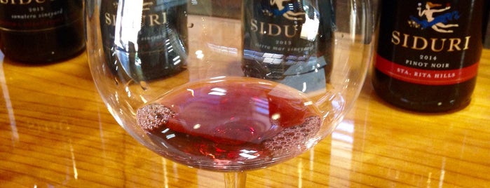 Siduri Wines is one of Cali vineyards to visit.