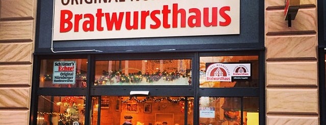 Bratwursthaus is one of Posti che sono piaciuti a Наталья.
