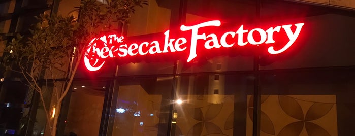 The Cheesecake Factory is one of Restaurants that I like.