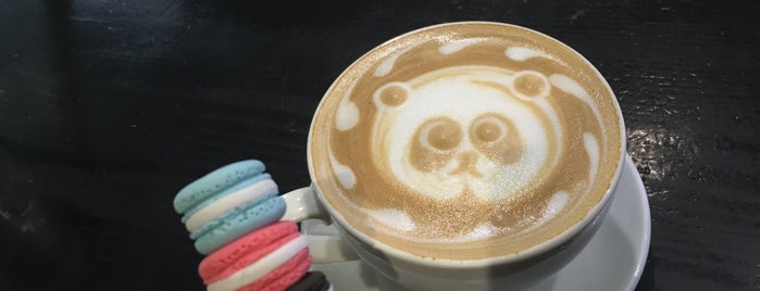 Coffee Club is one of Аленаさんのお気に入りスポット.