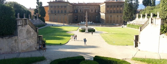 Jardin de Boboli is one of Best Places in Florence.