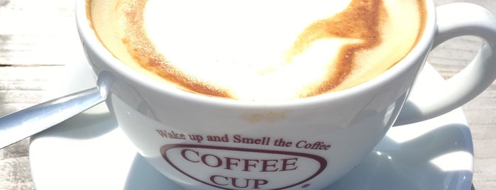 Coffee Cup is one of สถานที่ที่ Lamia ถูกใจ.