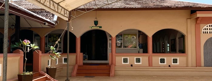 Masjid Raja Patani is one of มัสยิด, บาลาเซาะฮฺ, สถานที่ละหมาด.