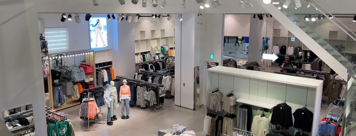 H&M is one of 埼玉県_新座市.