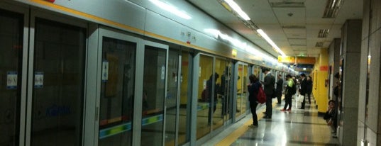 トゴク駅 is one of 분당선 (Bundang Line).