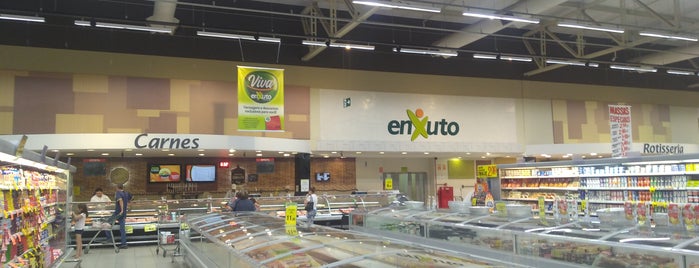 Enxuto Supermercado is one of Casa da Cabocla.