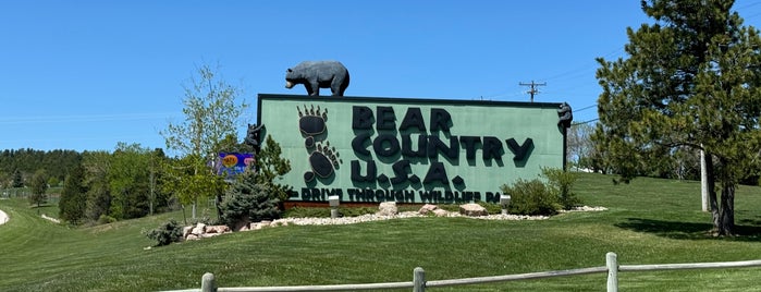 Bear Country USA is one of South Dakota.
