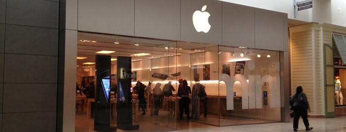 Apple SouthPark is one of Tempat yang Disukai Lesley.
