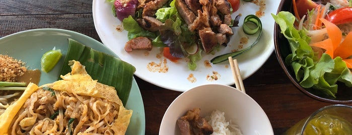 Asian Roots : Creative Asian Restaurant is one of เชียงใหม่_2_Cafe.