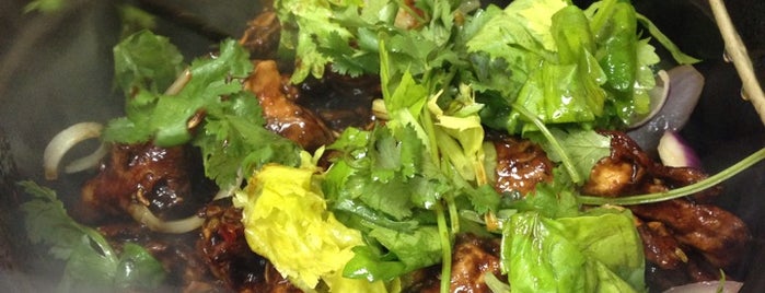 豐璟雞煲 is one of Food to go.