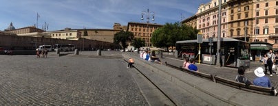 Piazza del Risorgimento is one of Citta di Vaticane.