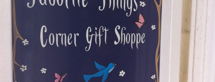 Favorite Things Corner Gift Shoppe is one of Orte, die Kim gefallen.