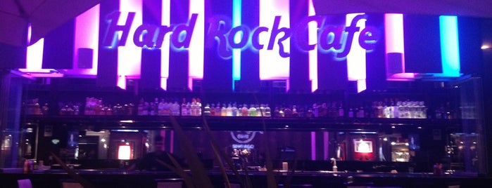 Hard Rock Cafe Santiago is one of Love eat!.